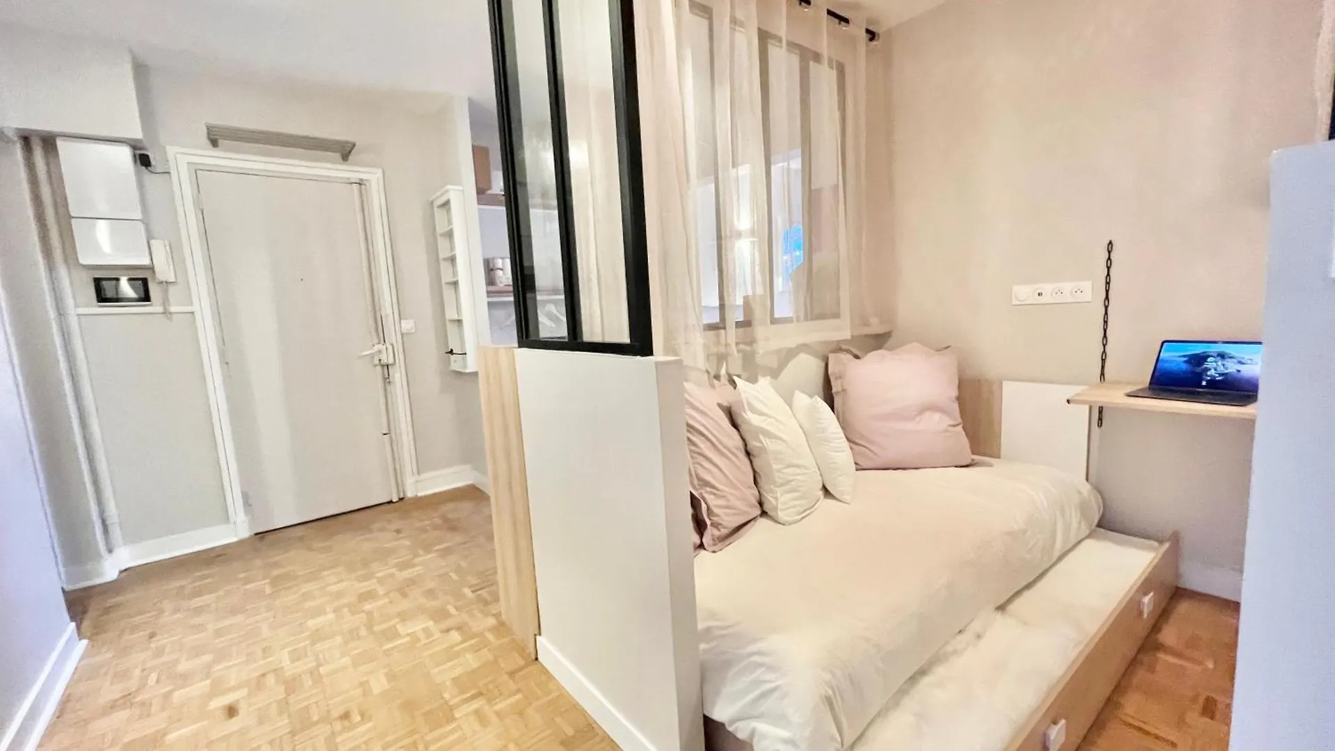 Apartment Parisnicostay - Cosy 4 Bedrooms Flat Seine River *