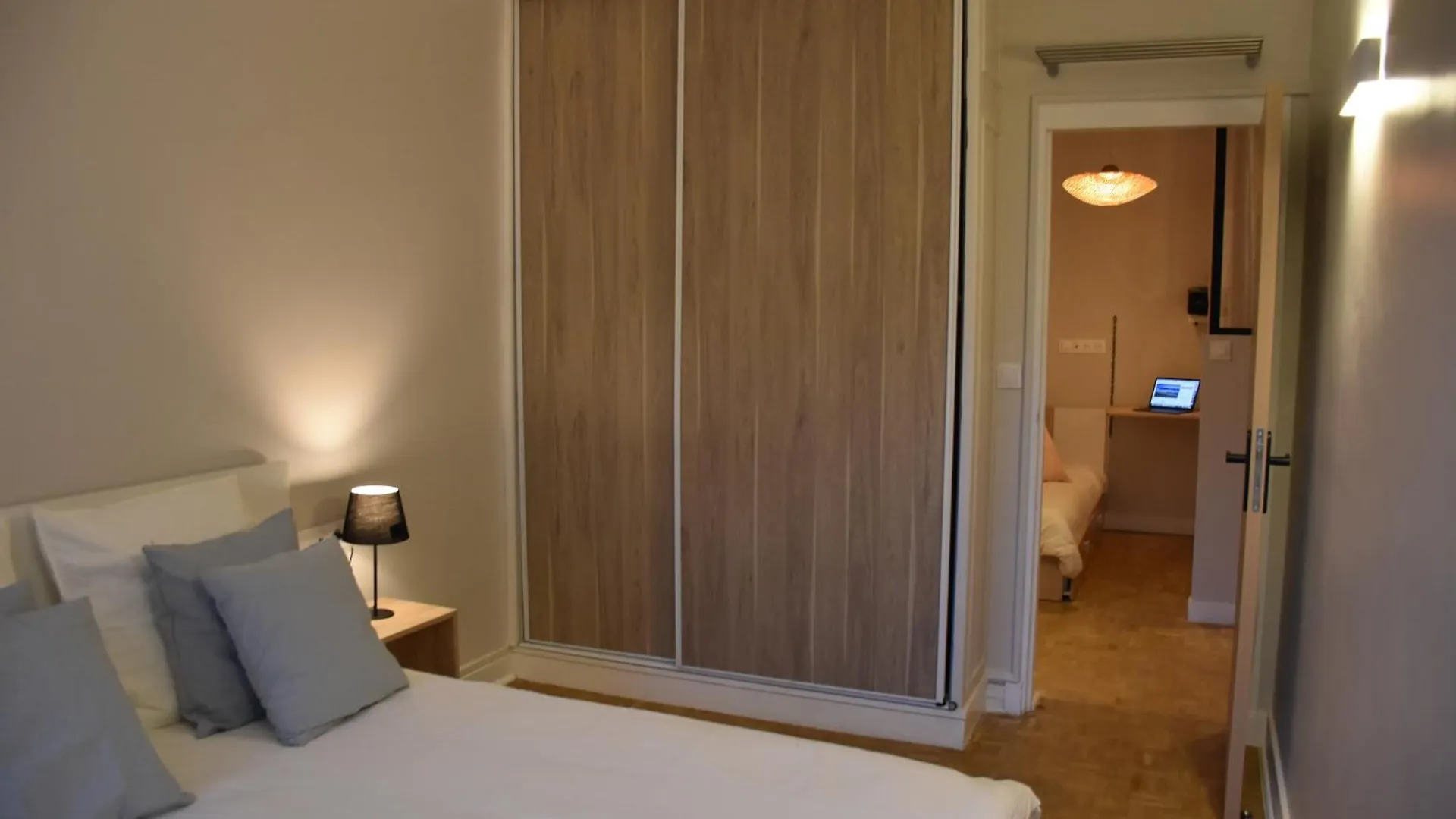 Parisnicostay - Cosy 4 Bedrooms Flat Seine River Apartament